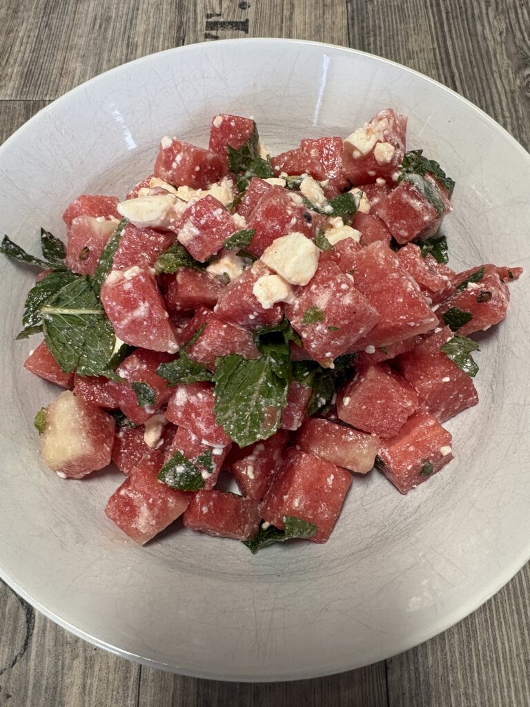 Wassermelone-Feta Salat mit Minze